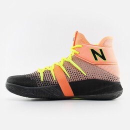 New Balance: Серые кроссовки 