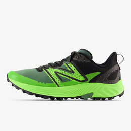 New Balance: Зелёные кроссовки 