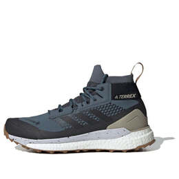 Adidas: Чёрные кроссовки  Terrex Free Hiker