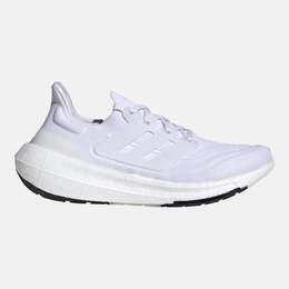 Adidas: Светлые кроссовки  UltraBoost