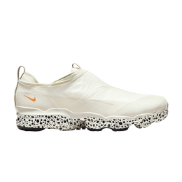 Nike: Кроссовки  Air Vapormax