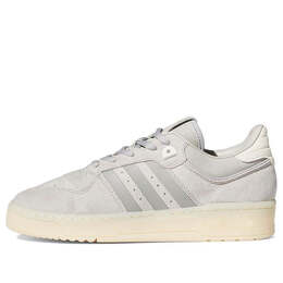 Adidas: Серые кроссовки 