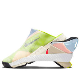 Nike: Зелёные кроссовки 