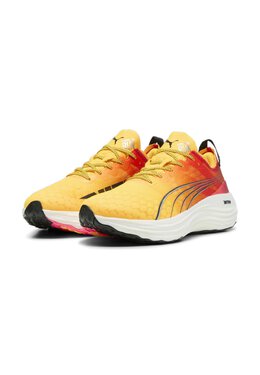 PUMA: Оранжевые кроссовки 