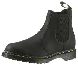 Dr. Martens: Чёрные ботинки 