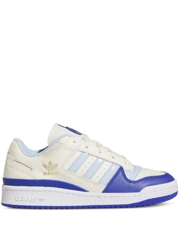 Adidas: Белые кроссовки  Forum