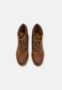 Timberland: Коричневые ботинки 