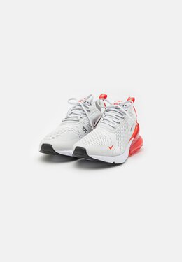 Nike: Серые кроссовки  Air Max 270