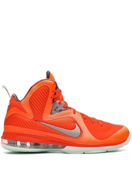 Nike: Оранжевые кроссовки  Lebron 9