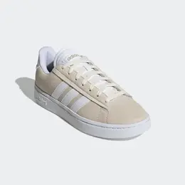 Adidas: Белые кроссовки 