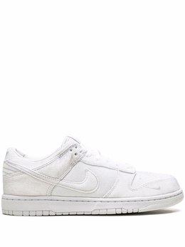 Nike: Белые кроссовки  Dunk Low