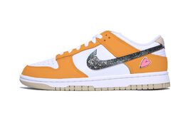 Nike: Оранжевые кроссовки  Dunk