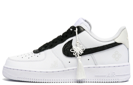 Nike: Кроссовки  Air Force 1