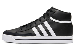 Adidas: Чёрные кроссовки 
