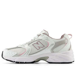 New Balance: Белые кроссовки  530