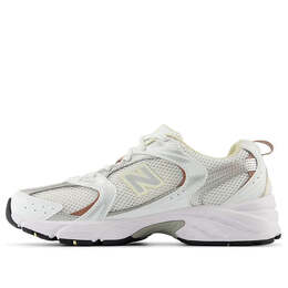 New Balance: Белые кроссовки  530