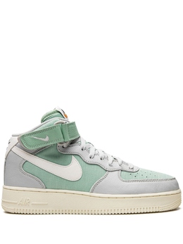 Nike: Зелёные кроссовки  Air Force 1