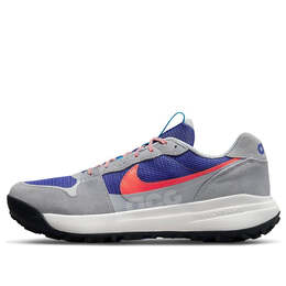 Nike: Серые кроссовки 
