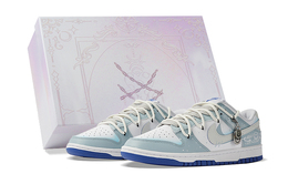 Nike: Белые кроссовки  Dunk