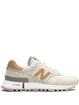 New Balance: Кроссовки  1300