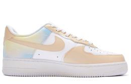 Nike: Бежевые кроссовки  Air Force 1