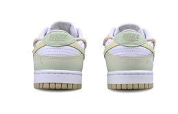 Nike: Белые кроссовки  Dunk