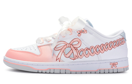 Nike: Розовые кроссовки  Dunk