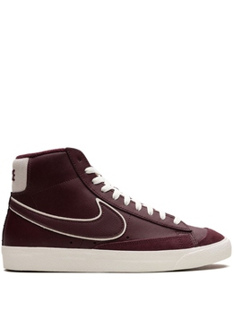 Nike: Красные кеды  Blazer Mid 77