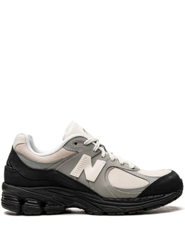 New Balance: Бежевые кроссовки  2002R