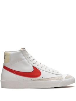 Nike: Белые кеды  Blazer Mid 77 Vintage