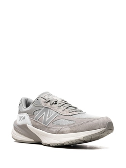 New Balance: Серые кроссовки 