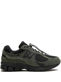 New Balance: Зелёные кроссовки  2002R