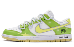 Nike: Зелёные кроссовки  Dunk