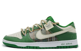 Nike: Тёмные кроссовки  Dunk Low