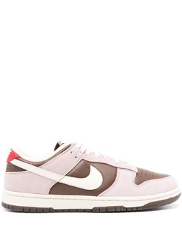 Nike: Розовые кроссовки  Dunk Low