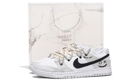 Nike: Белые кроссовки  Dunk