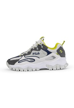 Fila: Белые кроссовки  Ray Tracer