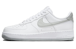 Nike: Белые кроссовки  Air Force 1