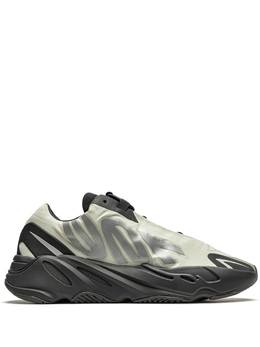 Adidas: Чёрные кроссовки  Yeezy Boost 700 MNVN