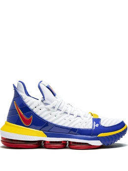 Nike: Белые кроссовки  Lebron 16