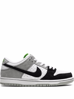 Nike: Серые кроссовки  SB Dunk Low