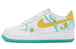 Nike: Белые кроссовки  Air Force 1