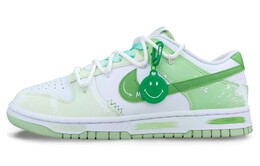 Nike: Белые кроссовки  Dunk