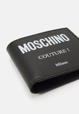 Moschino: Чёрный кошелёк 