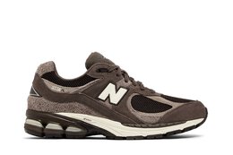 New Balance: Коричневые кроссовки  2002R