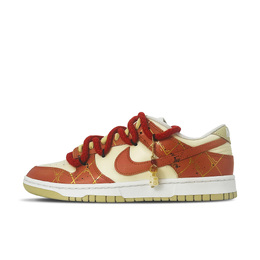 Nike: Оранжевые кроссовки  Dunk