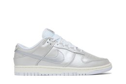 Nike: Серебристые кроссовки  Dunk Low SE