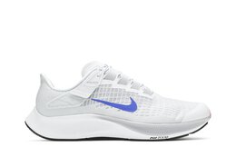 Nike: Серые кроссовки  Air Zoom Pegasus 37 Flyease