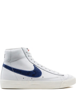 Nike: Белые кеды  Blazer Mid 77