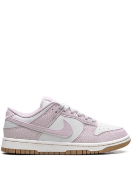 Nike: Фиолетовые кроссовки  Dunk Low